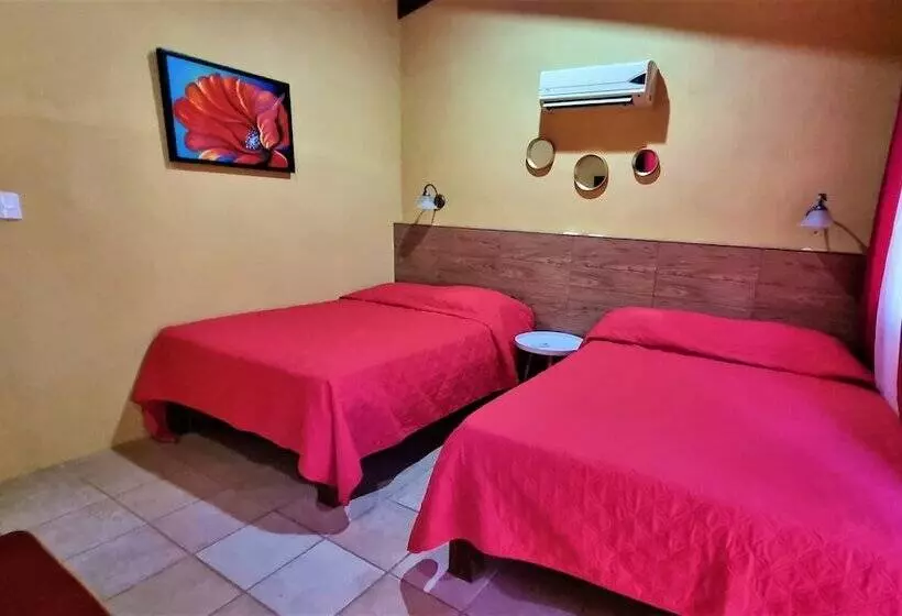 Hotelli Angels Ecolodge