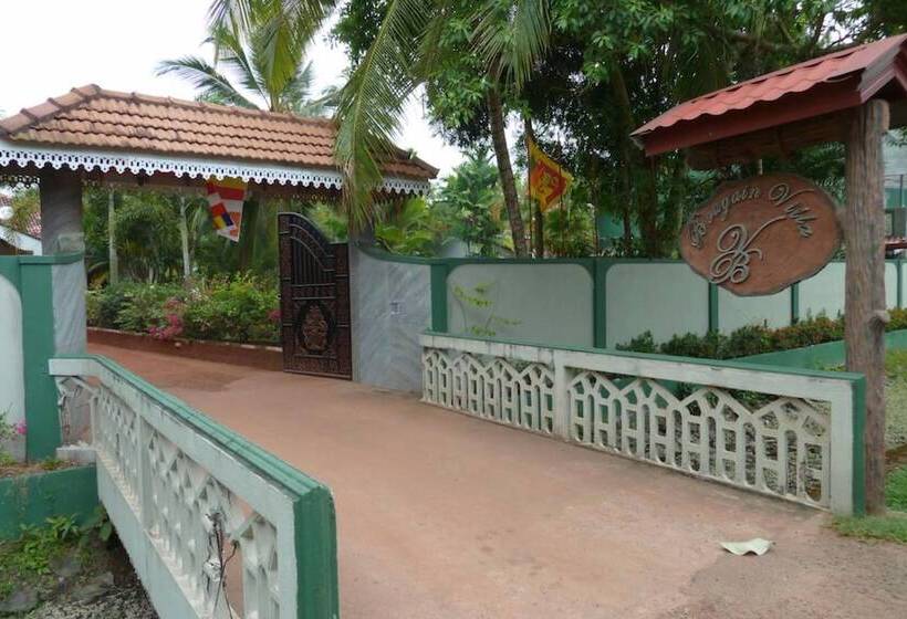 Hotel Bougain Villa By Tree