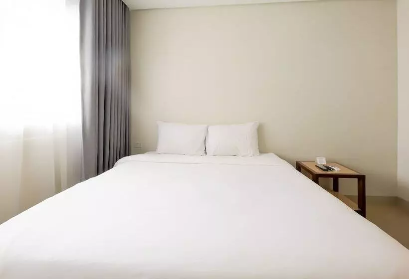 هتل Capital O 804 The Residences At Bonifacio Civic Center