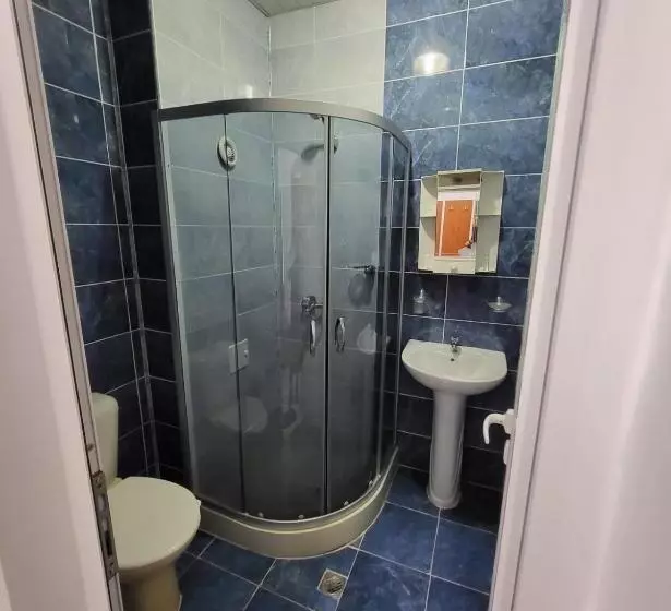 Hotelli Provans Famili