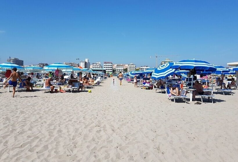 هتل Villaggio Camping Europa