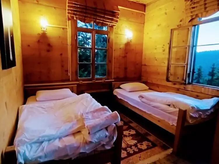 Majatalo Demircioglu Pokut Dag Evi