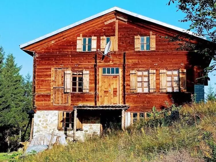 Majatalo Demircioglu Pokut Dag Evi