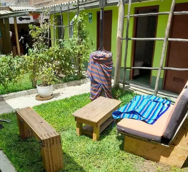 تختخواب و صبحانه Qumir Packers