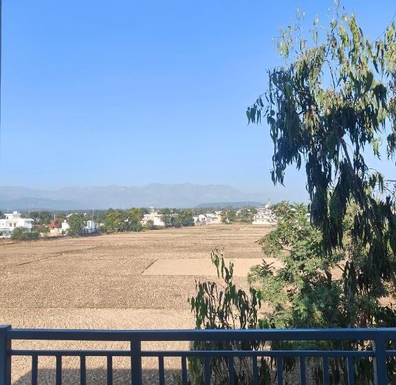 בית מלון כפרי Guru Surbhi