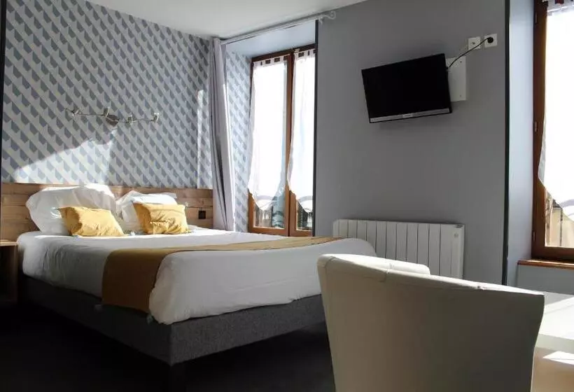 Hotelli Logis Hôtel Auberge De L Allagnonette