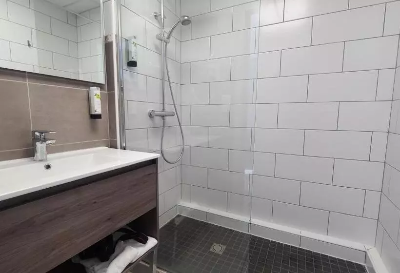 Hotelli Logis Hôtel Auberge De L Allagnonette