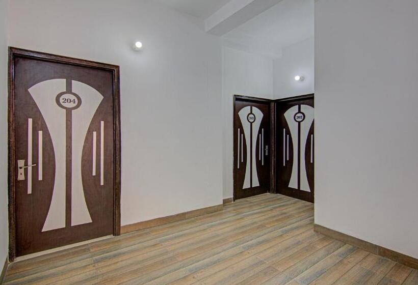 בית מלון כפרי Hmvr