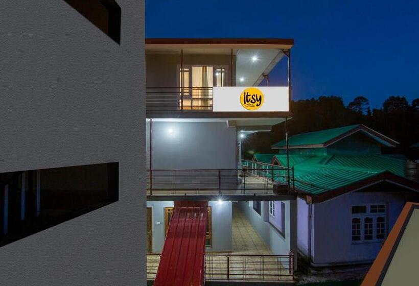 בית מלון כפרי Hmvr