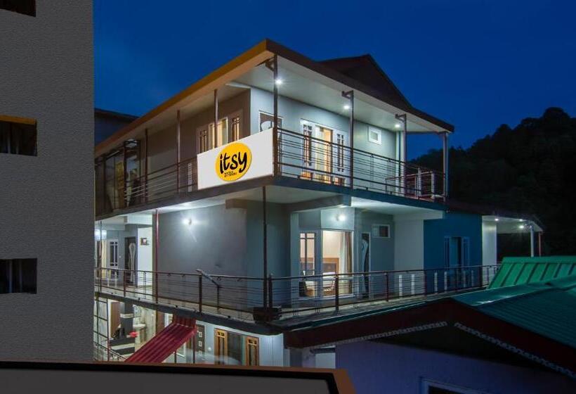 בית מלון כפרי Hmvr