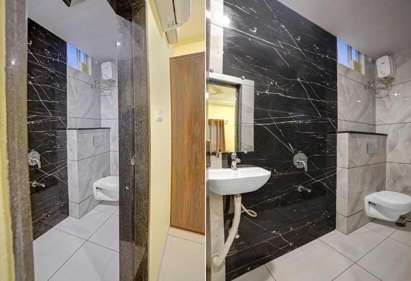 ホテル Collection O Kratagya Inn