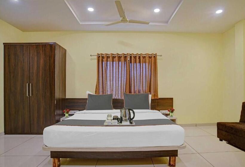 ホテル Collection O Kratagya Inn