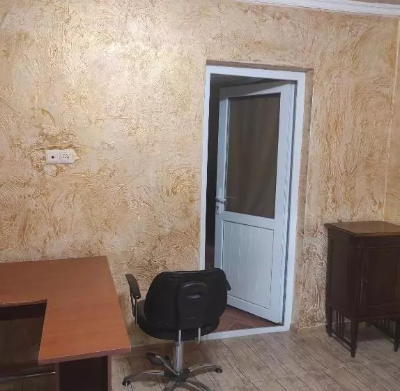 پانسیون Batumi House