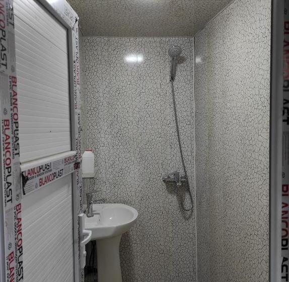 پانسیون Batumi House