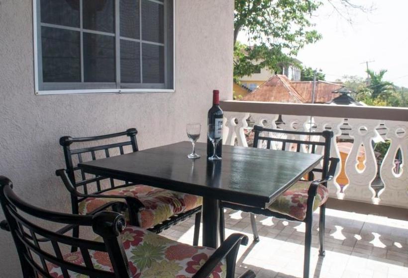 پانسیون Sunset Nabro