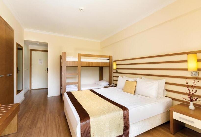 בית מלון כפרי Akbulut