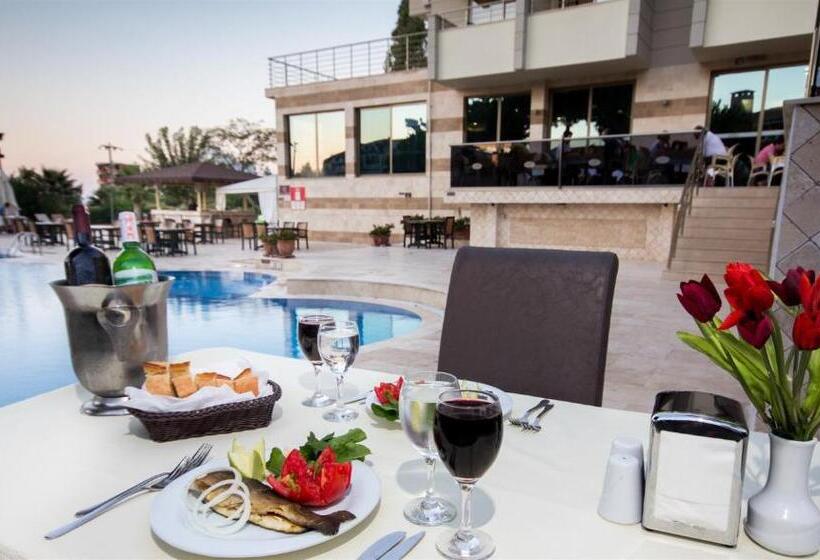 בית מלון כפרי Akbulut