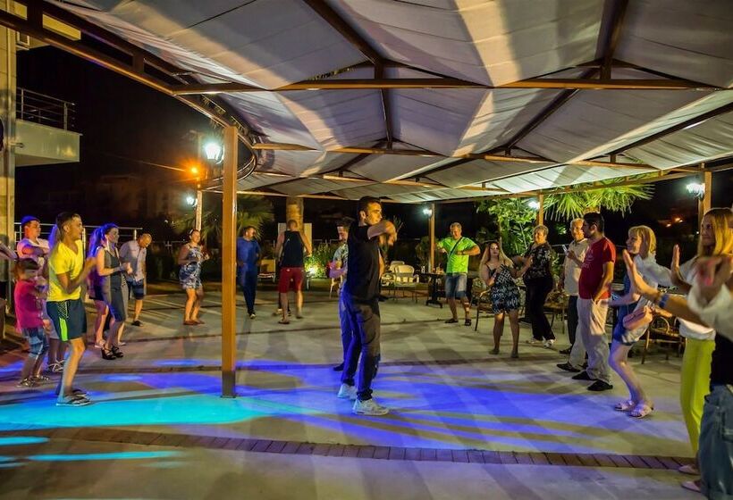 בית מלון כפרי Akbulut