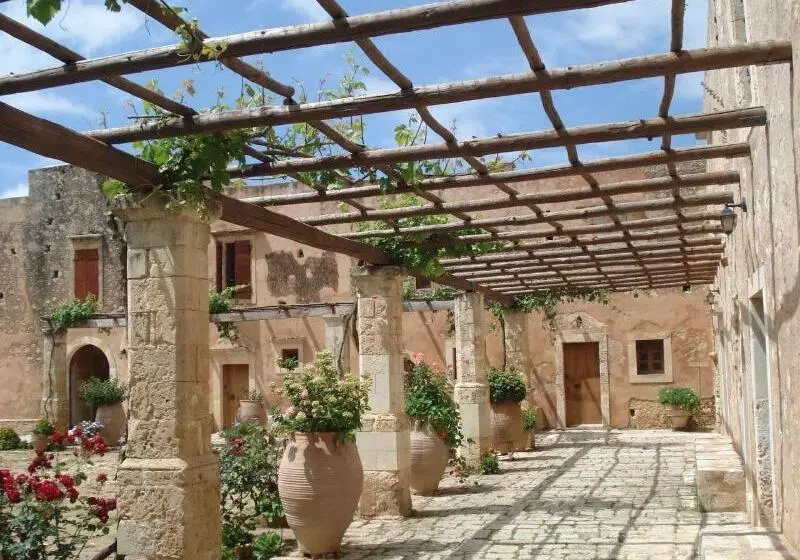 בית מלון כפרי Amnissos Residence