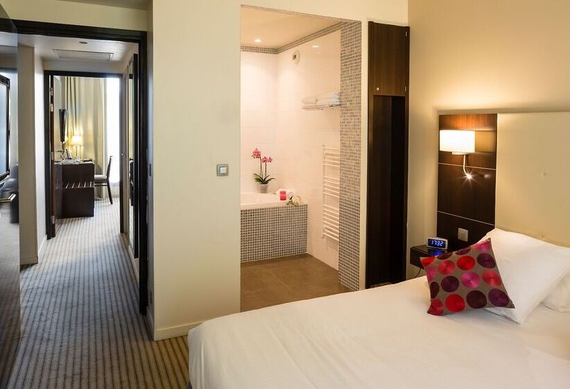 هتل Mercure Aix En Provence La Duranne Gare Tgv