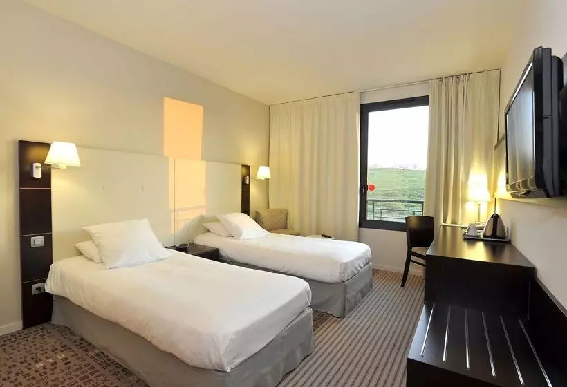 Hotel Mercure Aix En Provence La Duranne Gare Tgv