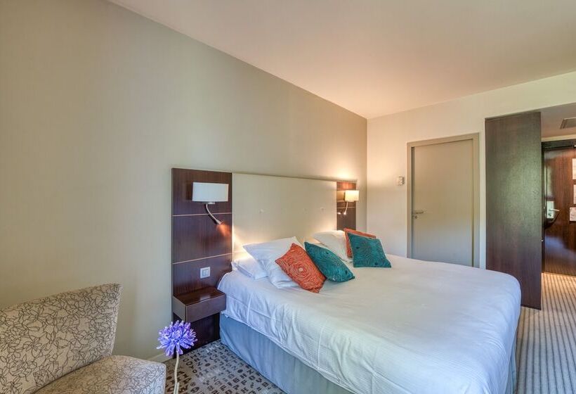 هتل Mercure Aix En Provence La Duranne Gare Tgv