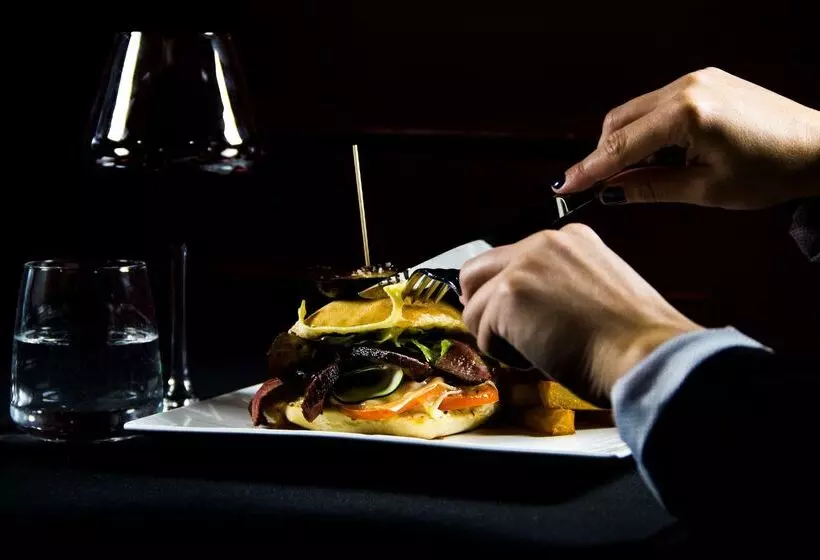 هتل Best Western Plus Le Canard Sur Le Toit