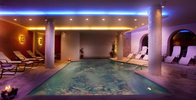 ホテル Campiglio Bellavista