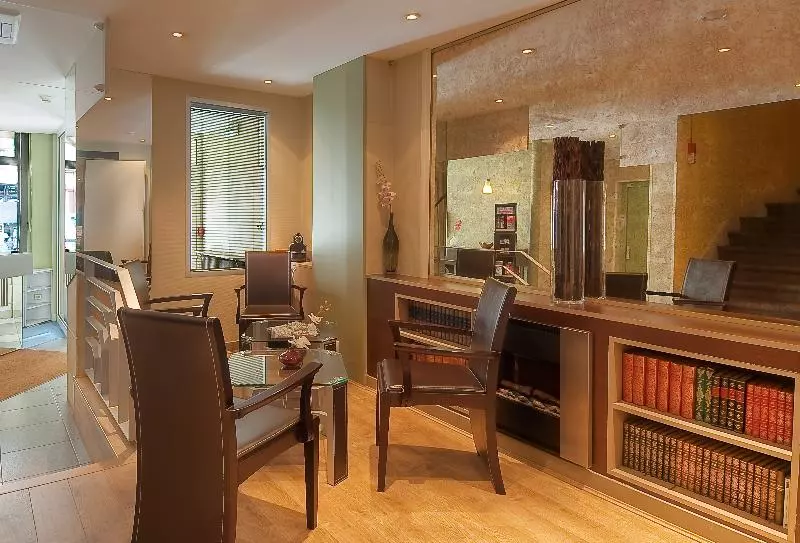 هتل De France Quartier Latin