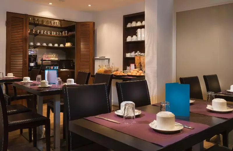 هتل De France Quartier Latin