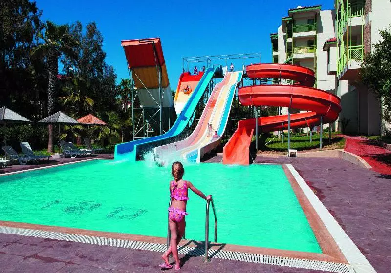 호텔 Defne Star Side