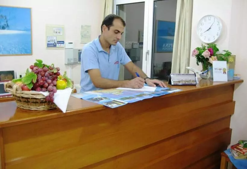 ホテル Despina Studios