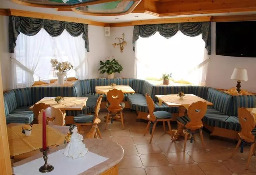 فندق Dolasilla Park