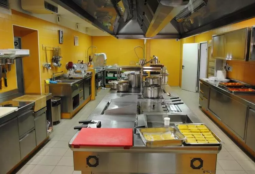 فندق Dolasilla Park