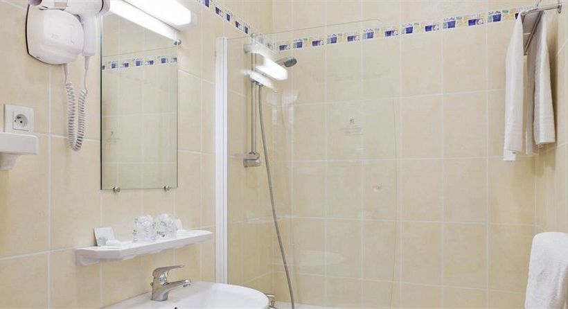 ホテル Du Quai Voltaire