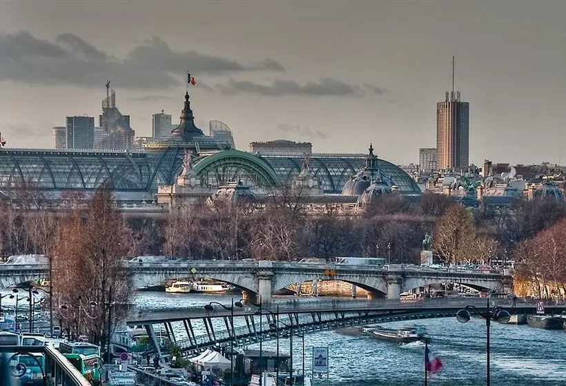 هتل Du Quai Voltaire