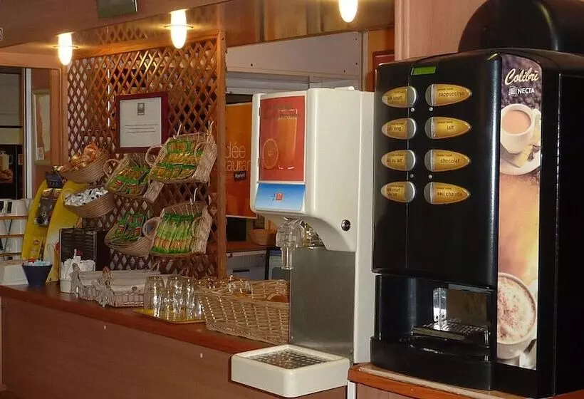 هتل Eco Relais Pau Nord