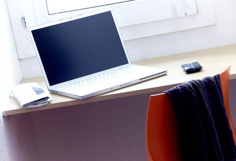 ホテル Eco Relais  Pau Nord