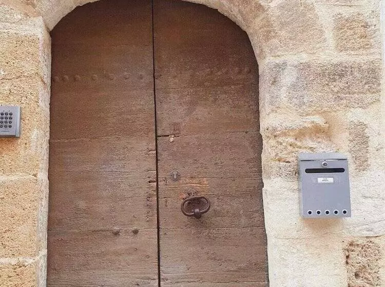 Отель Hostellerie Provençale