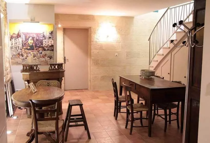 Отель Hostellerie Provençale