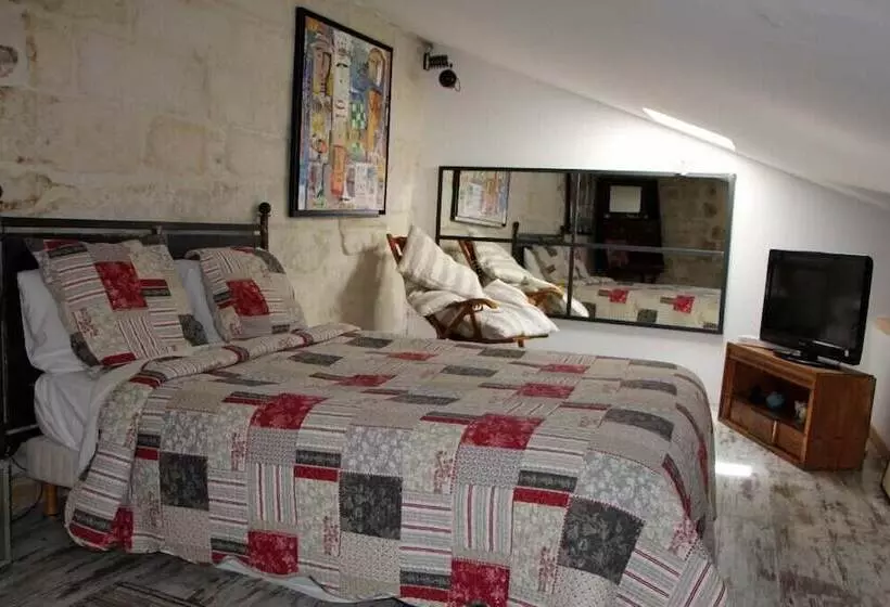 Отель Hostellerie Provençale