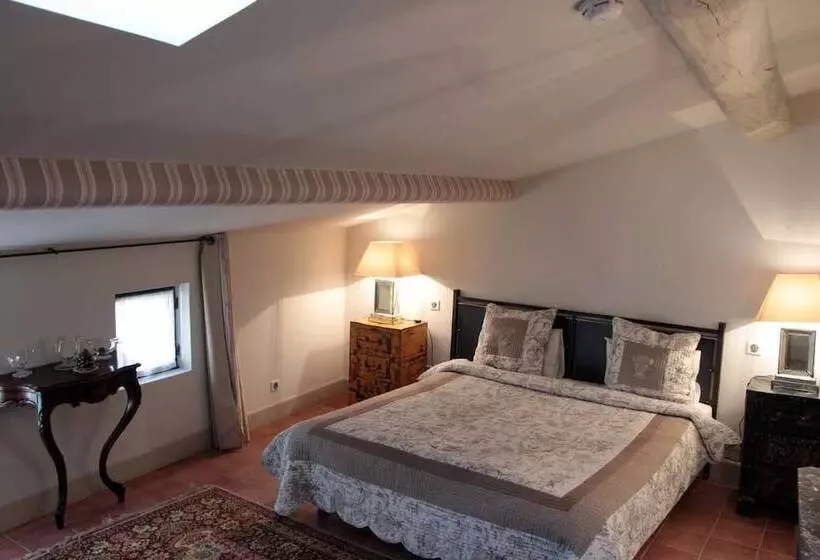 Отель Hostellerie Provençale