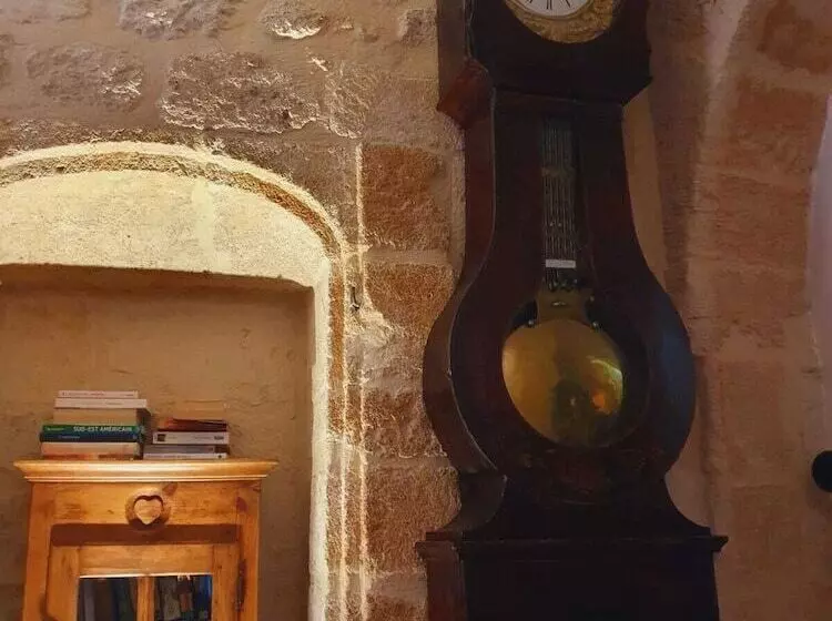 Отель Hostellerie Provençale