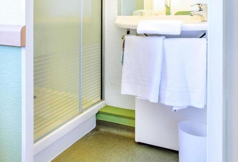 בית מלון כפרי Ibis Budget Limoges Nord