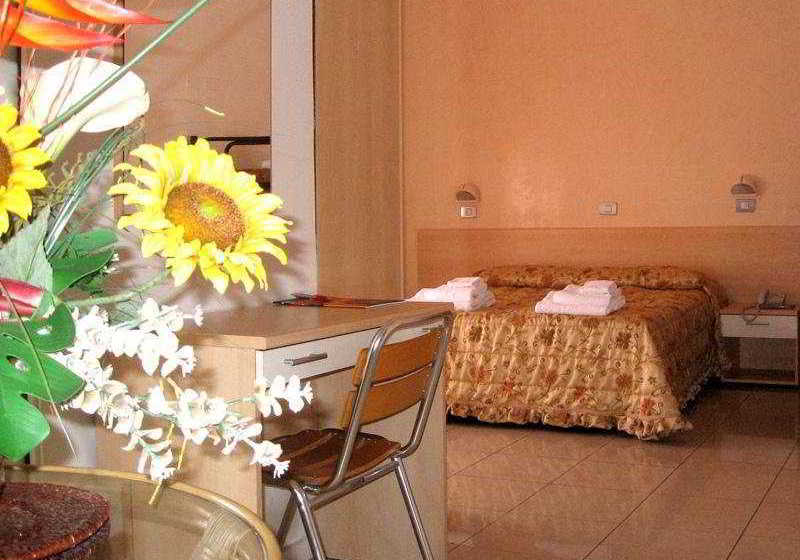 Santa Barbara Hotel & Apartments