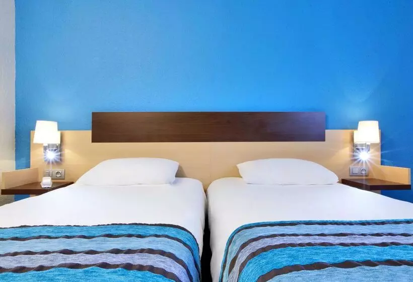 Отель Kyriad Viry Chatillon