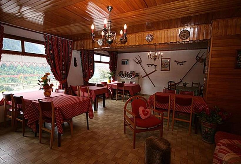 فندق Le Castellan