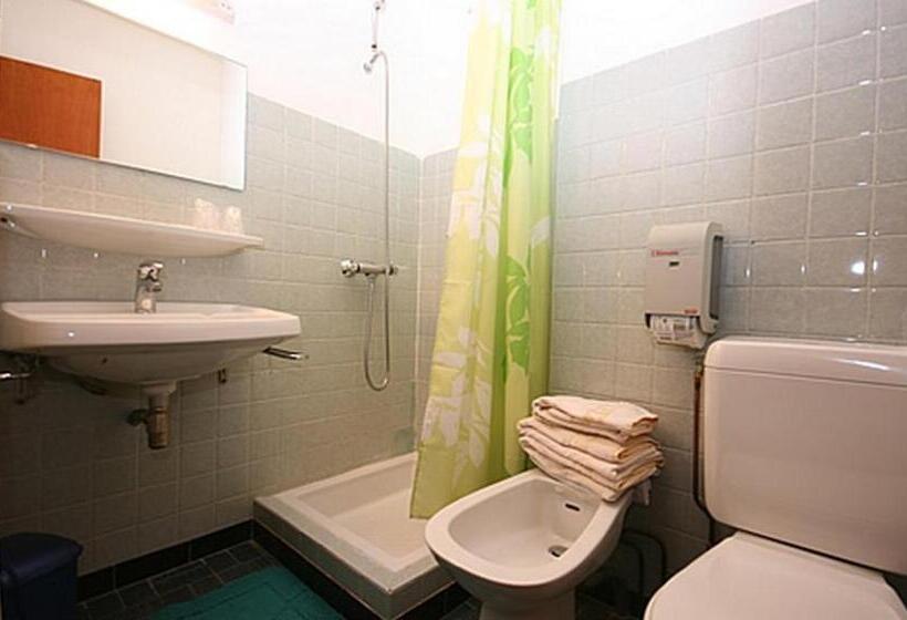 فندق Le Castellan