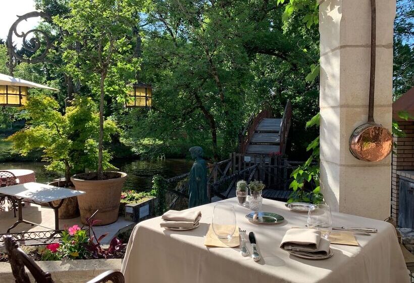 בית מלון כפרי Le Moulin Du Roc