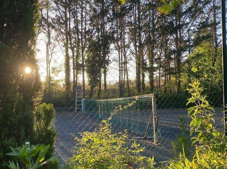 בית מלון כפרי Le Moulin Du Roc